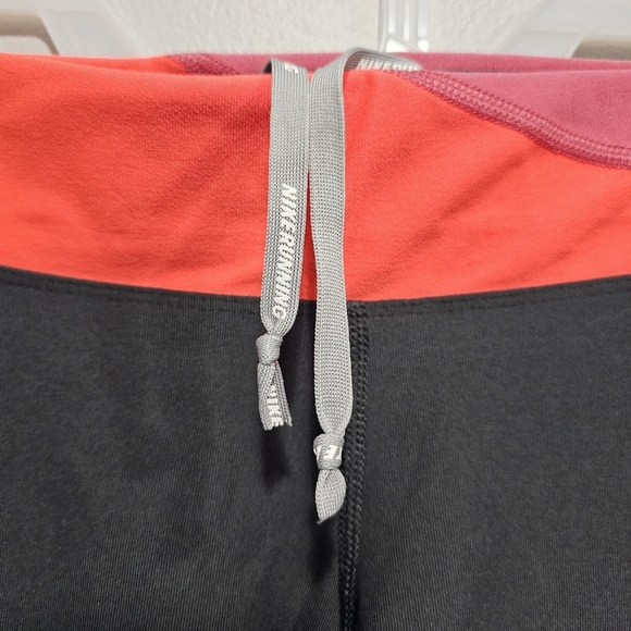 Nike Dri Fit Women's Capri Crop Running Capri Leggings Zip Pocket Gray Sz Large - Picture 3 of 7
